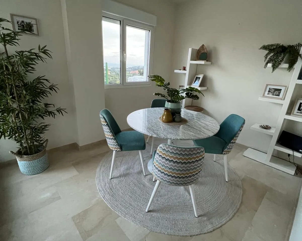 e7ba7da2-f419-44e8-84e4-df0c6548418d