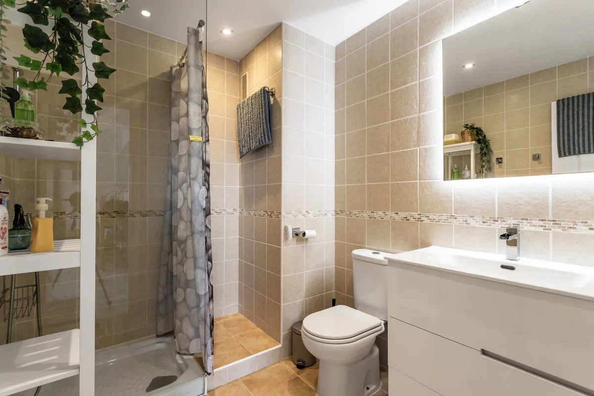 2c46cc11-af26-48e2-99b3-b88db4211240