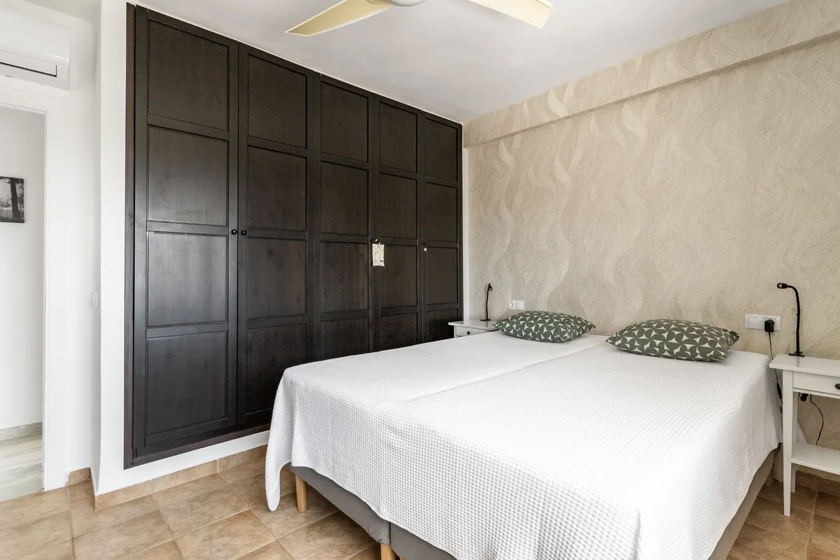 3bb3972e-bec7-40d0-9e38-6e28ecbb1793