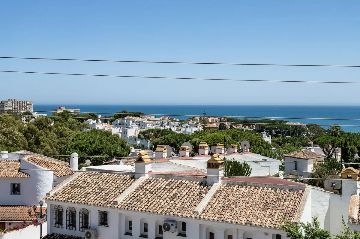 73ef41a9-1298-4f90-96dc-fa9d9193f2f6