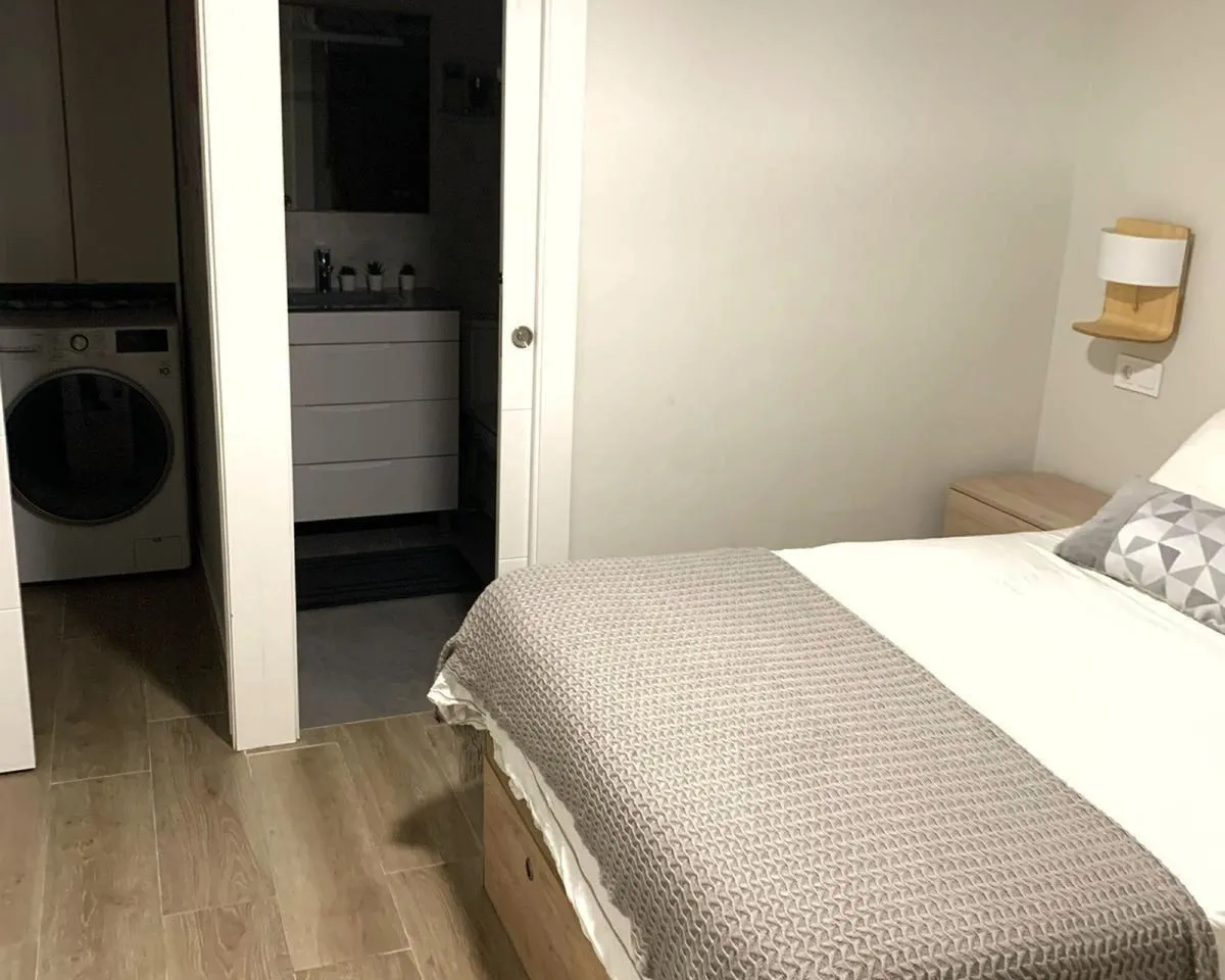 b382293f-e1ae-4dd6-8175-c9cc42cbbcde