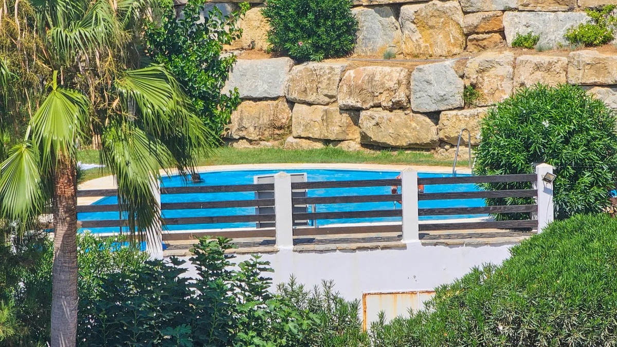 188ef45d-d284-4753-946e-d0f80e486d25