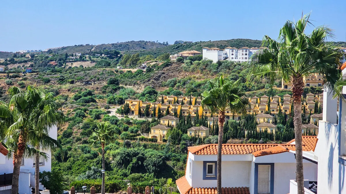 b49d300a-ff00-4873-a9b6-af95113412f9