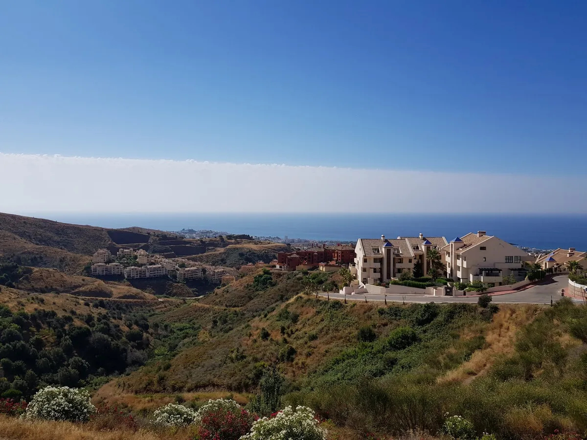 5166e430-58a8-4a35-9b8c-88d875cfc1bc