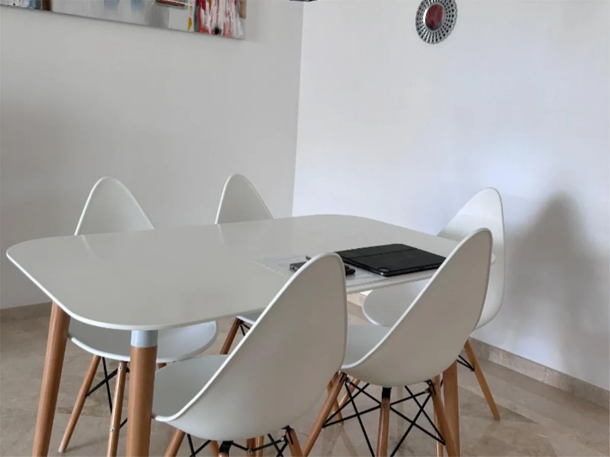 d56f6886-e818-407c-87c6-720f6c30bcbc