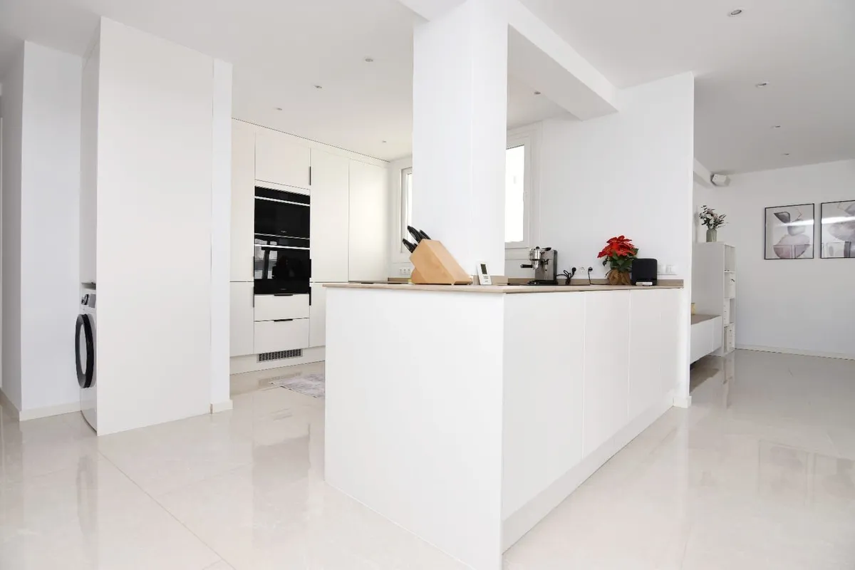 26ab8537-a52f-426d-a2b5-0013d7135566