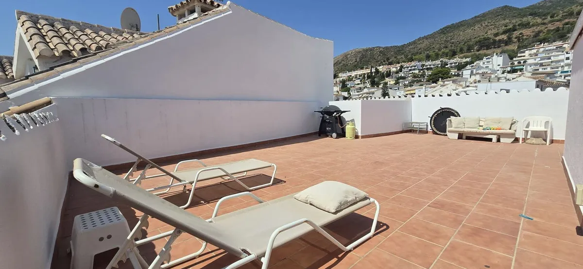 c76b57ca-65b3-432f-8f6e-732666d2c342