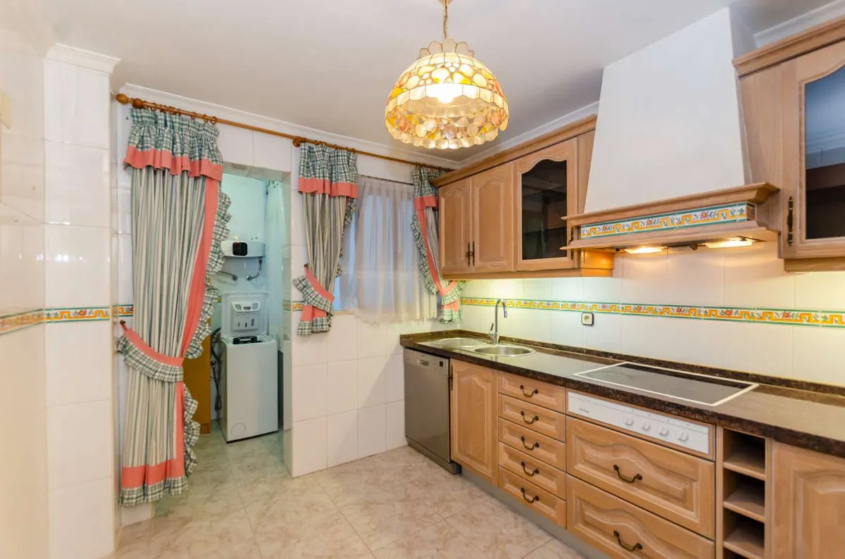 d773e8c5-868f-4bc0-8f02-6209470406cc