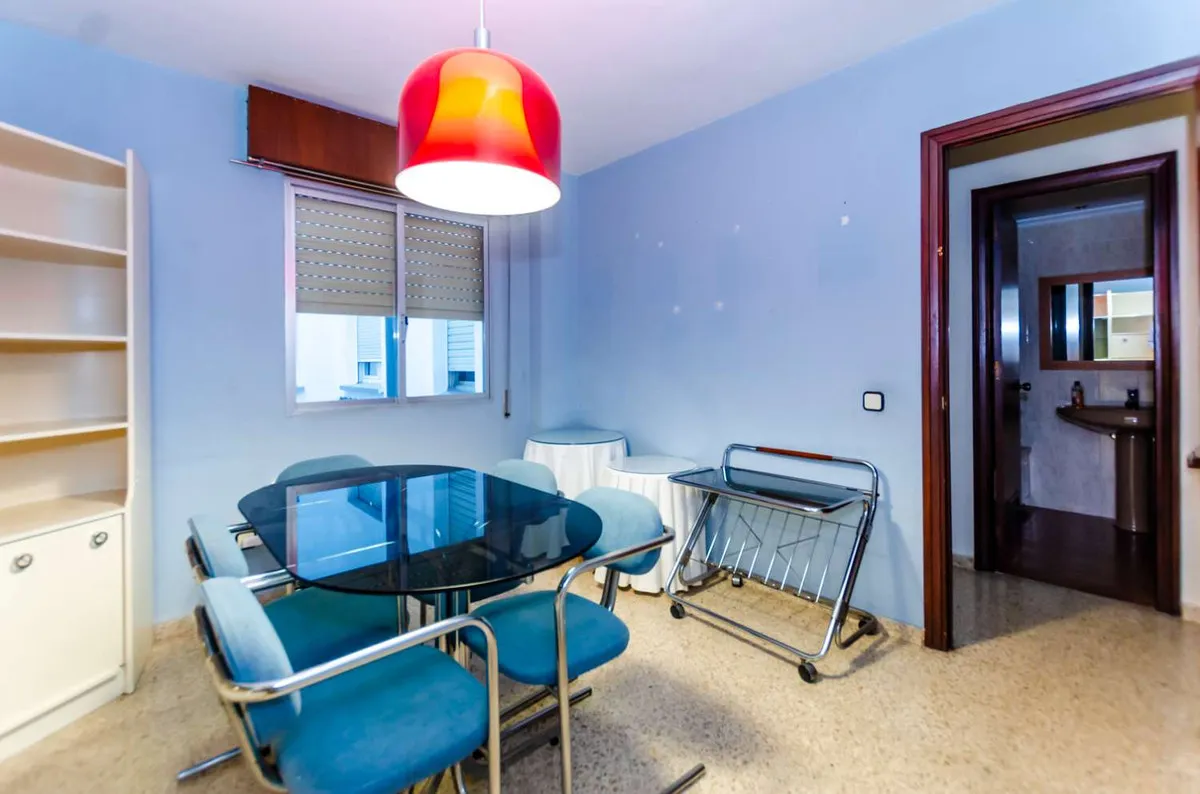 eb672e2f-ad9d-46db-b47b-37b044e178e3