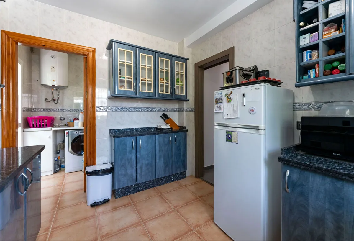 39f8a0ef-1e0e-4e77-b008-f5c8de7fcb10