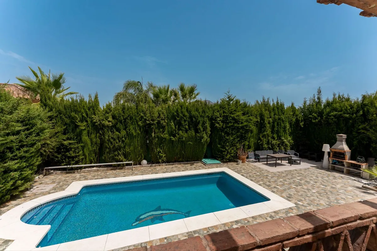 3d03c79c-8d4e-44ea-abfd-8cfe23320031