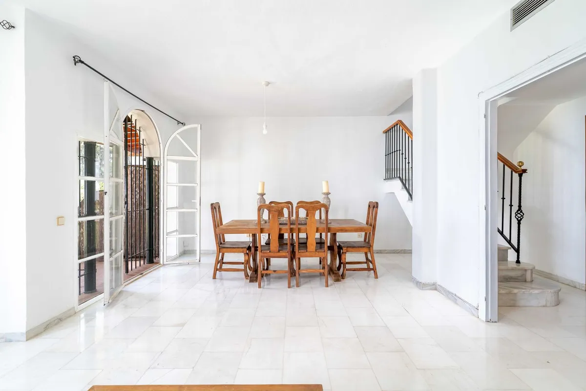 a6d05771-50ee-4695-82fa-13edf3b3c2ef