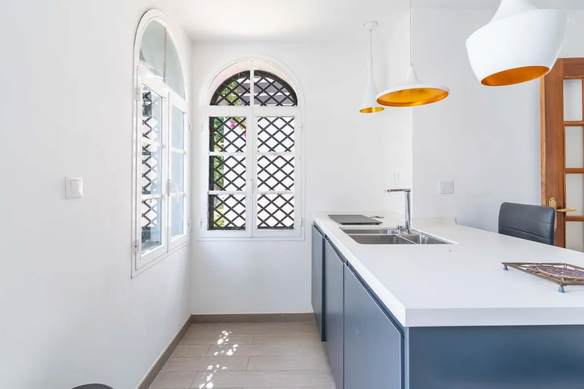 e13d2978-c481-4657-a761-2bc5bd7c6c1d