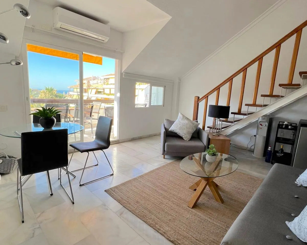 08c89ad9-f939-413e-b03d-3e7087e9face