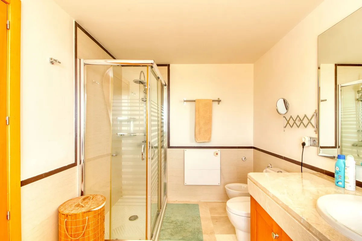 42699488-8ae2-4507-b598-355975e5b721