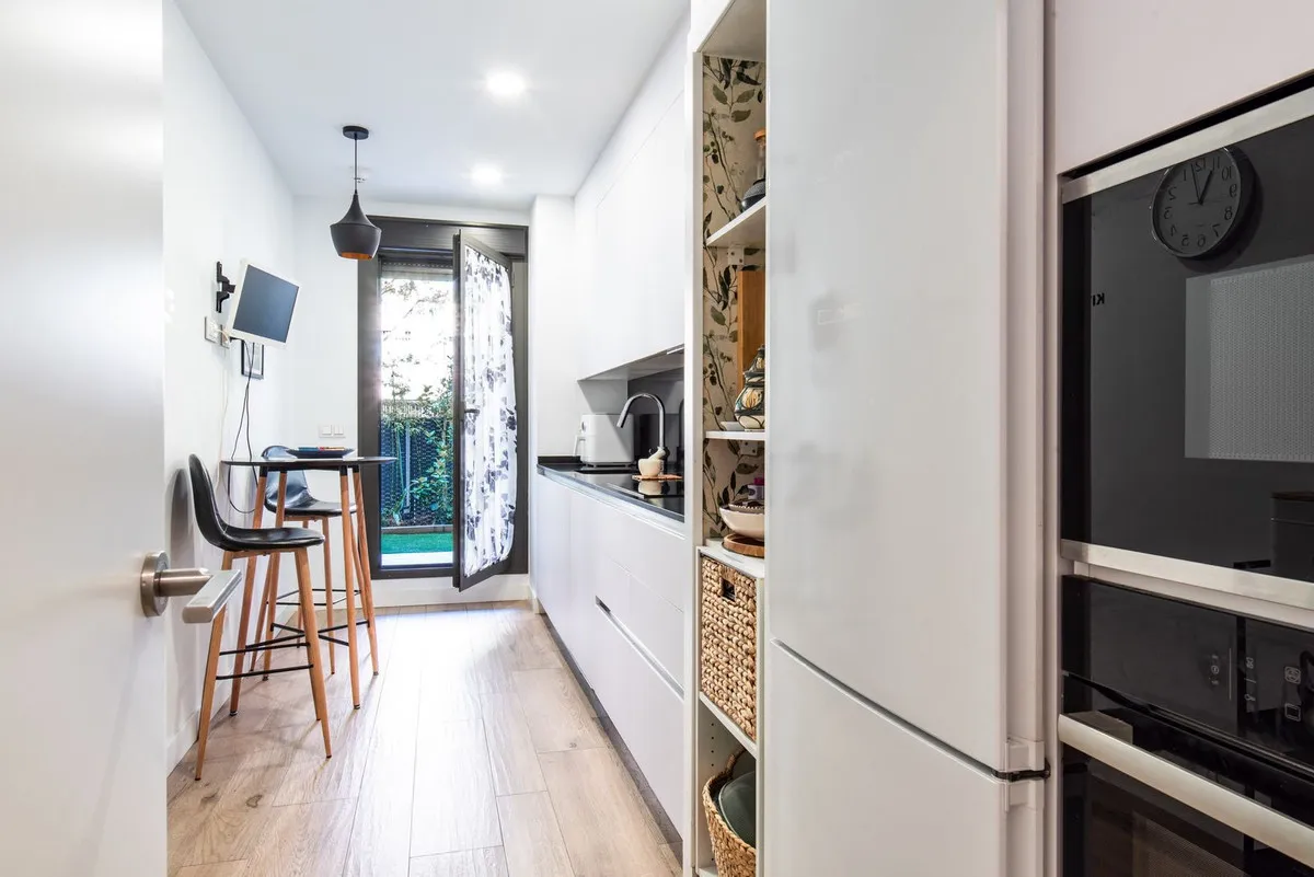 e72a7813-2f49-46fa-ad63-e89bf8448d5a