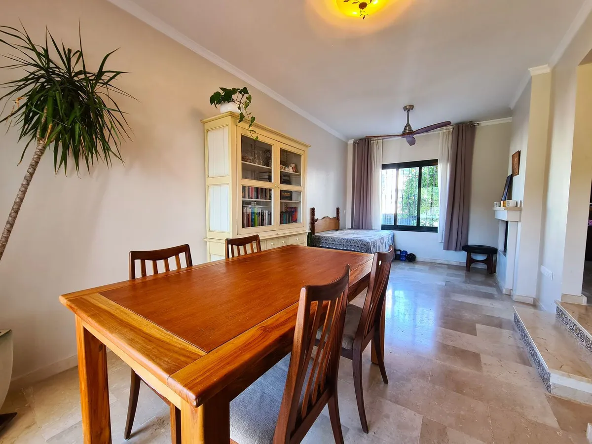 d7c043eb-9e61-401d-b0c9-42d9973b41b6