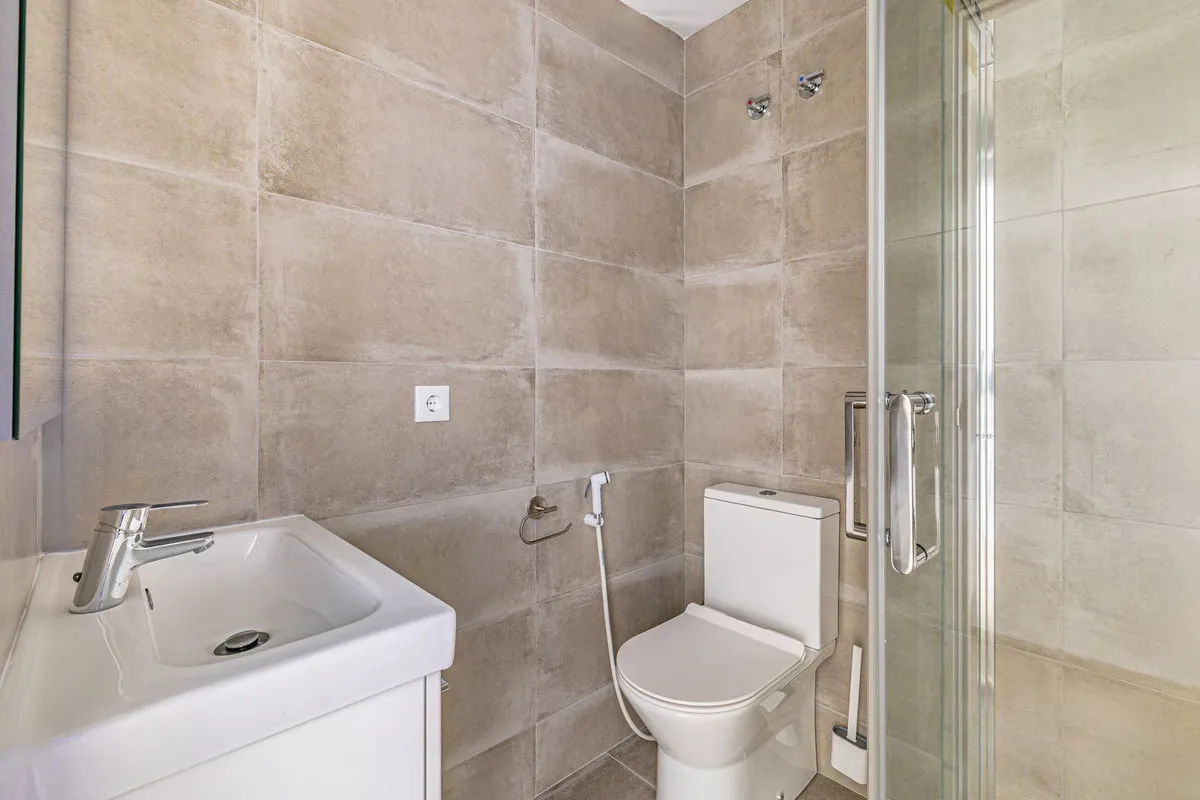 582a250d-3315-47fe-8aed-1f87f4f95978