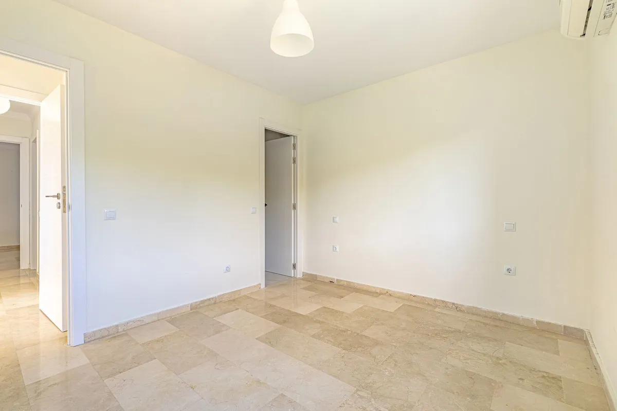 684abfbd-609e-4d03-990b-35cb55db3258