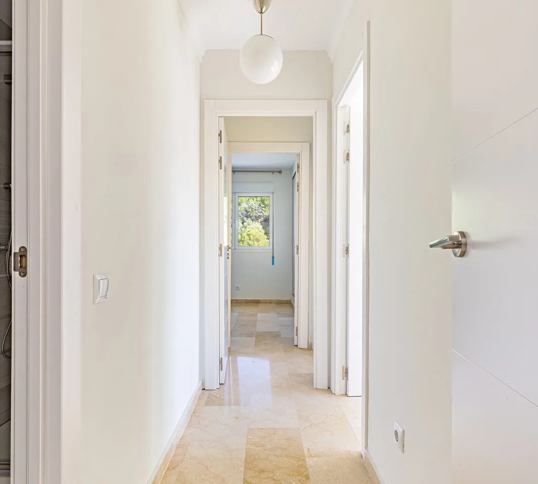 e2d1bcc5-902f-4865-bb1b-95c9d4248a44