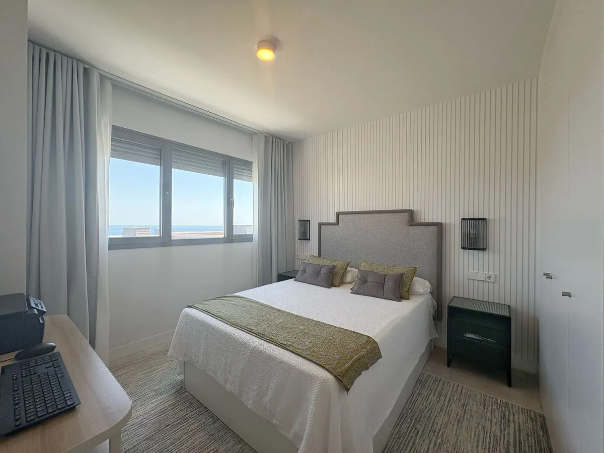 03de026f-7767-4c9c-a377-a9fbeac60f1a