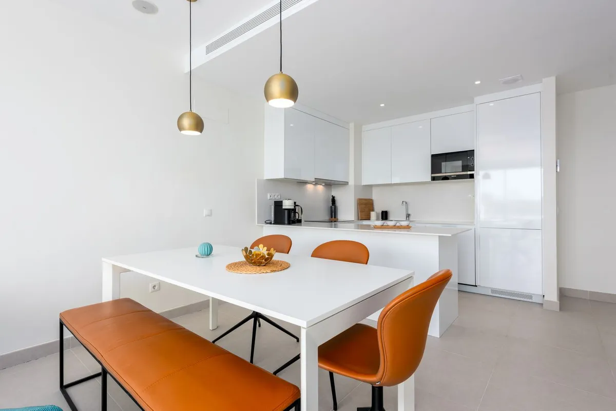 a19ce16f-f46d-4546-833c-c3ff8ec87640