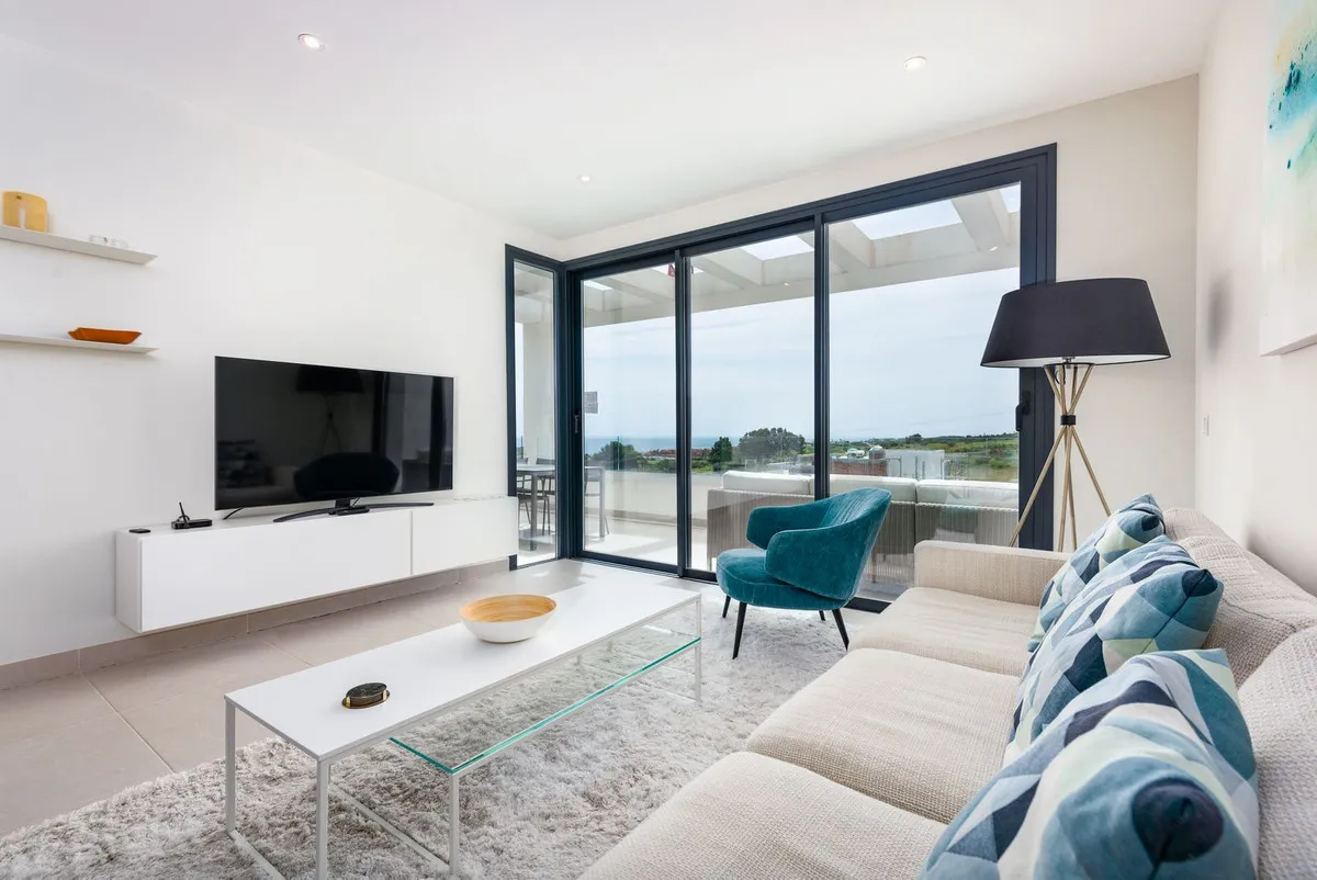 b5214685-ca66-4a1a-9f91-d5e442651f67