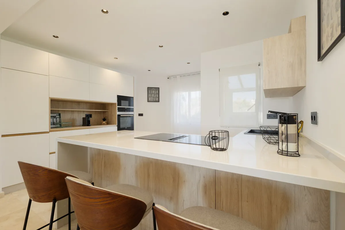 f6388899-0af2-4252-ad66-4b2ee87b73ab