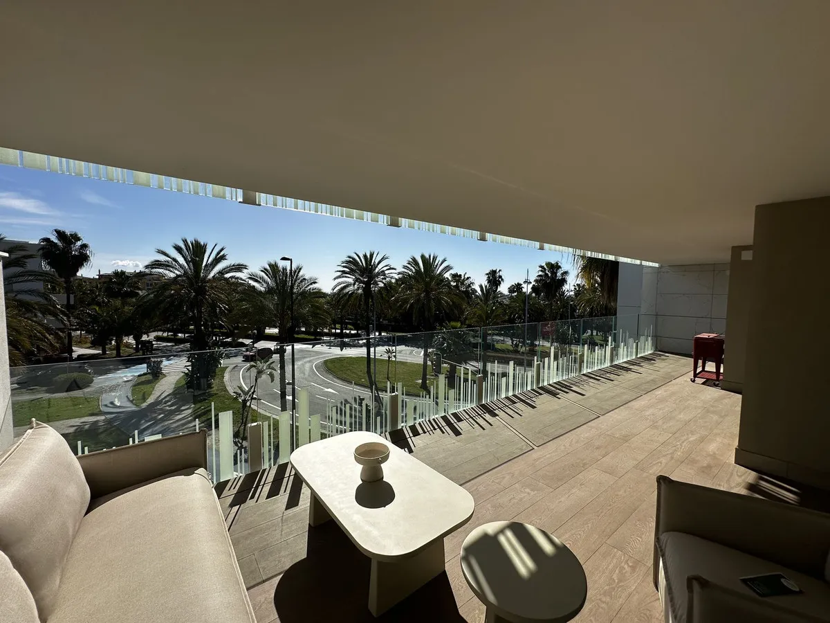 cad03a21-0a9c-411e-826d-3549090f99e8