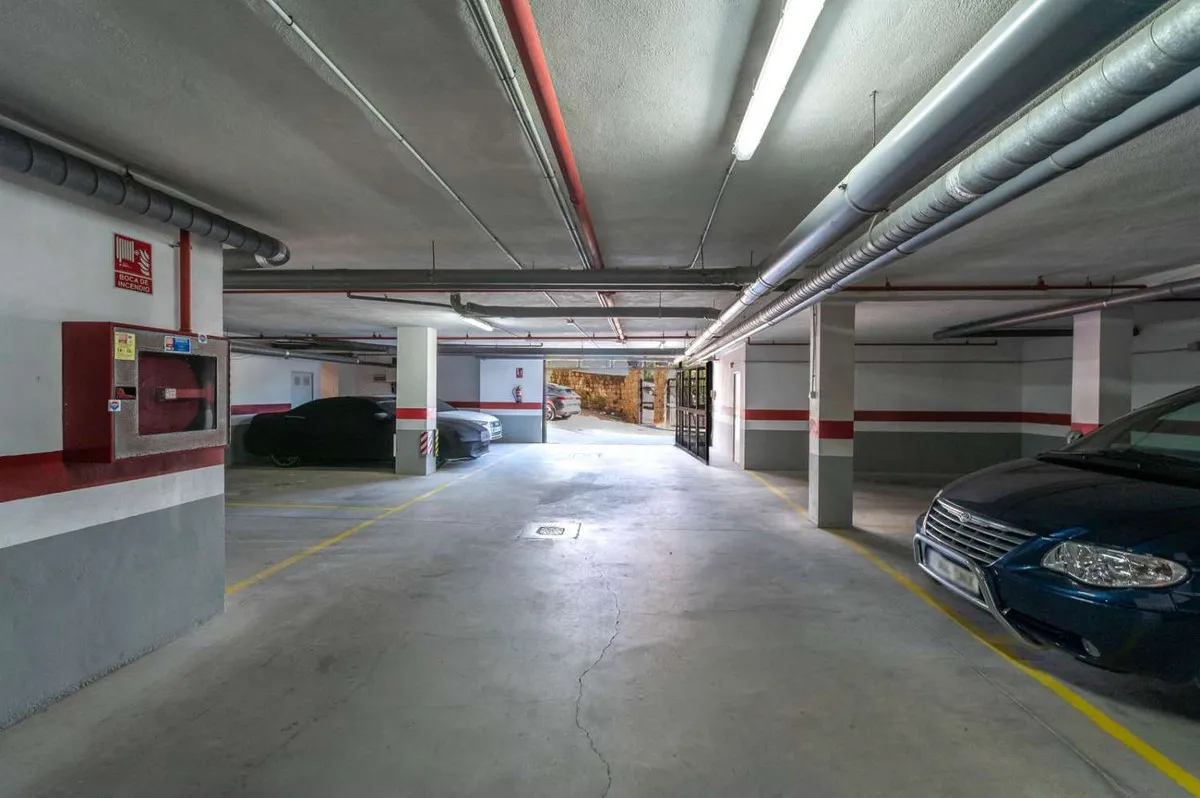 2c848618-b3a5-469b-aef8-d4028ebc8358