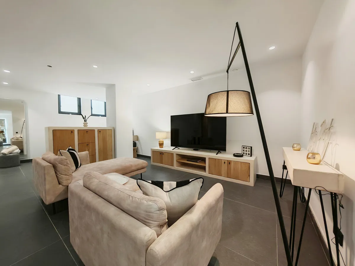 0be48bf9-aeb5-4594-894e-34543e1fcd3a