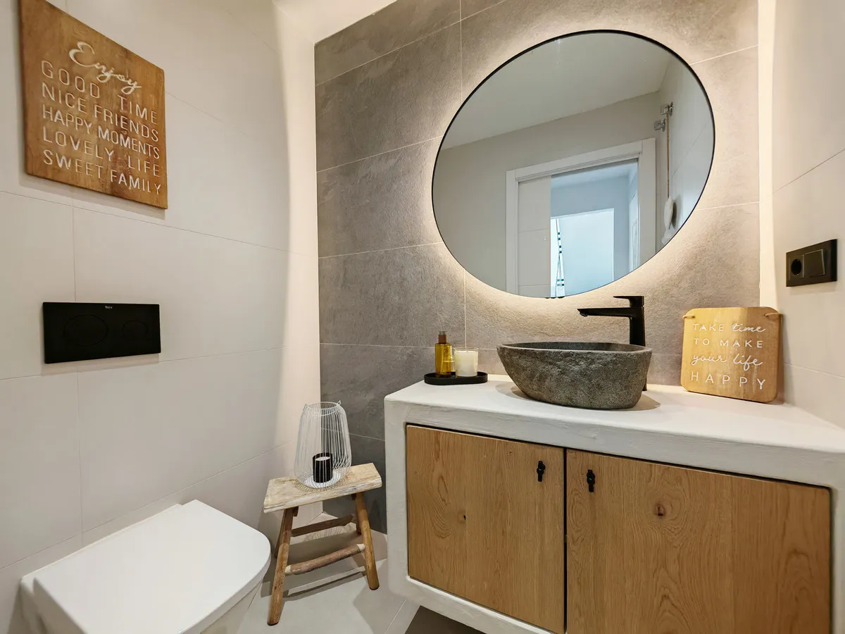 10e2fcde-f7c9-46bc-8845-a838d29c86bb