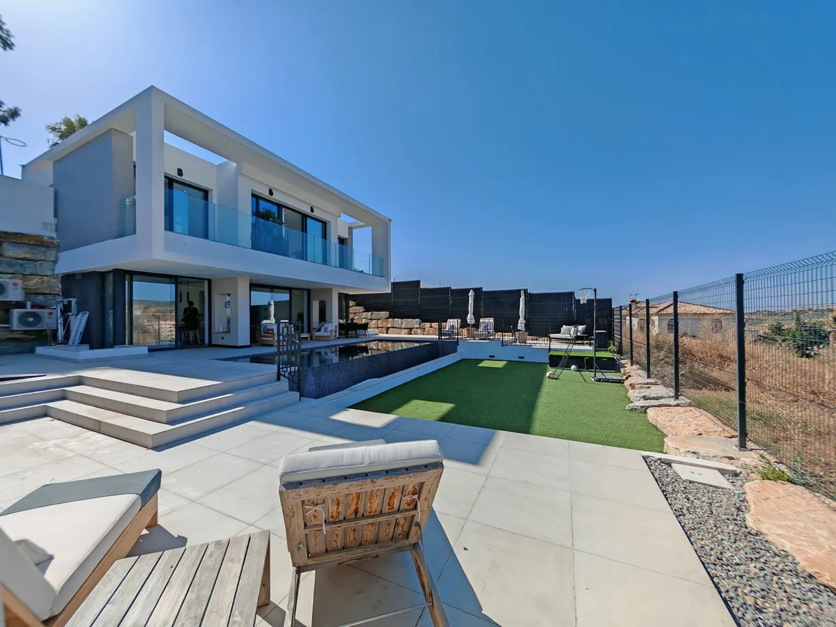 23d95d61-ce84-4c45-8bfa-620125737055