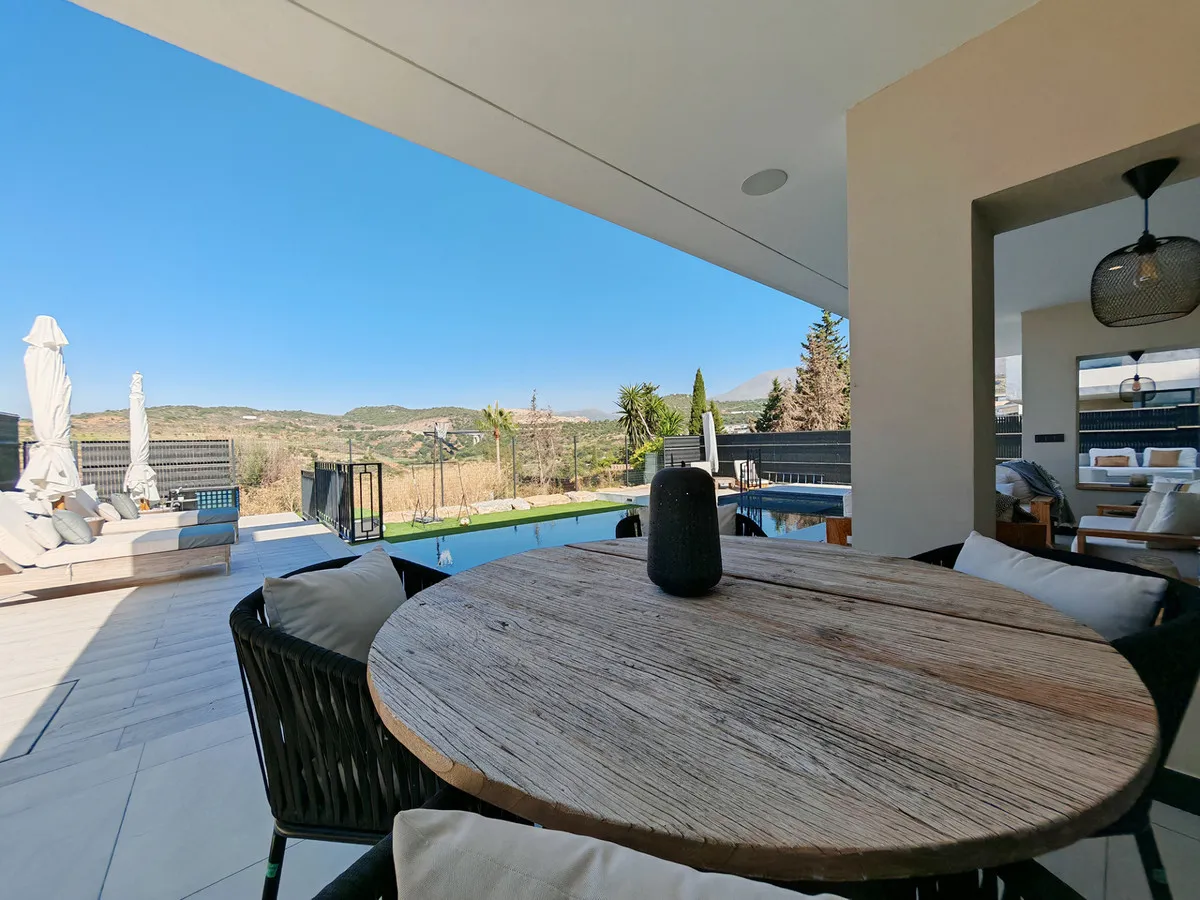 3ccd7399-2072-45b6-8d4a-063e840b56af