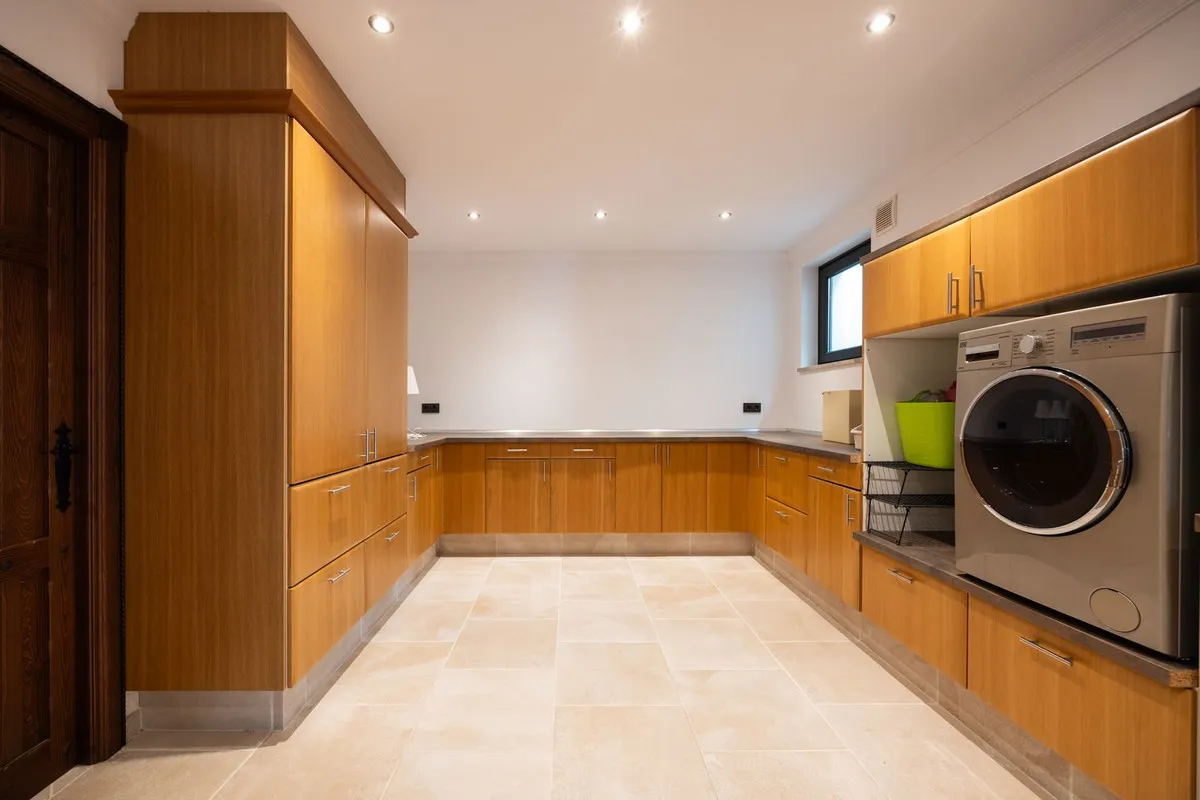 7fe037e5-d8fa-478d-aa20-c046454d3a1b