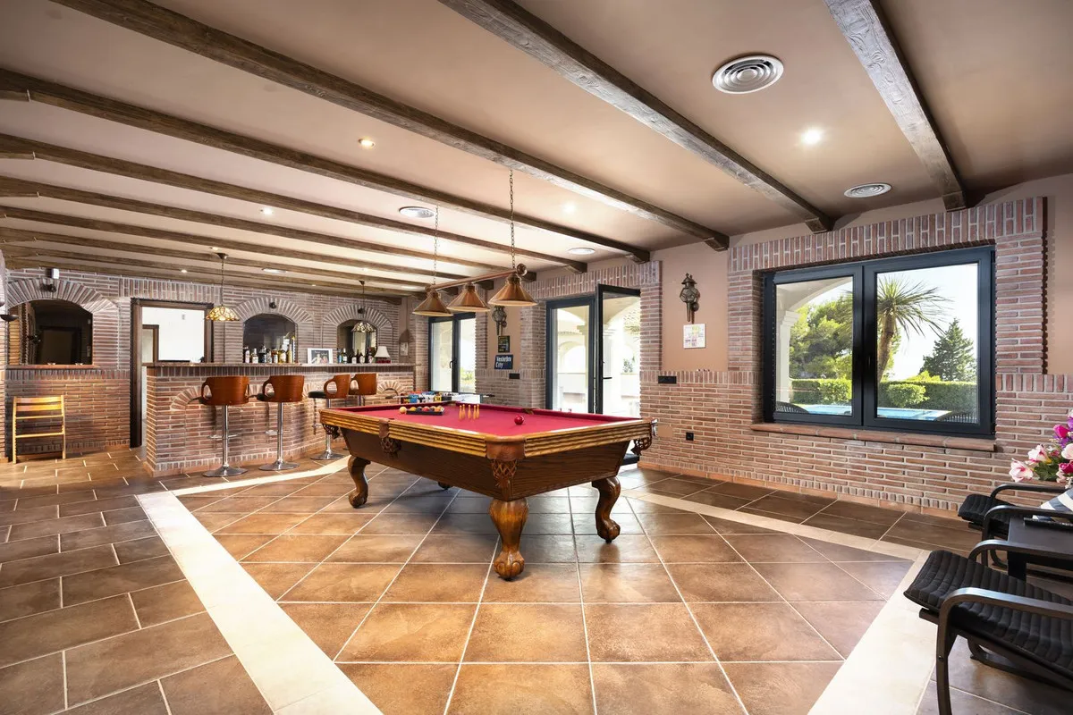 f1215d58-f066-45c3-a797-8aa440b9ef97