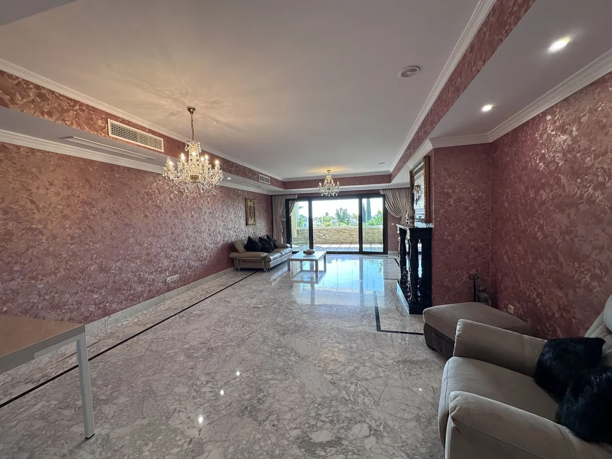 4c97ae18-2f5b-4f69-97ec-523179f9dc18