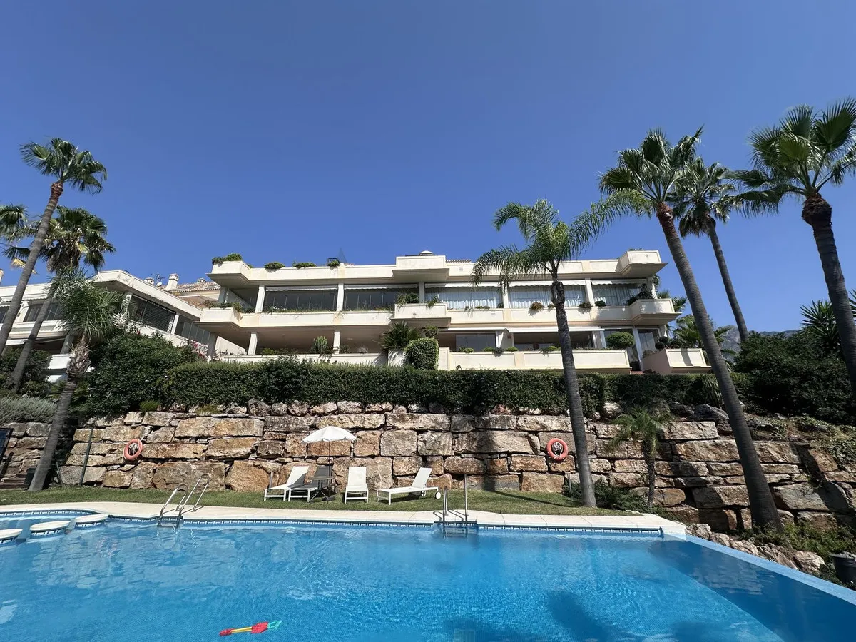 efb277f8-4fe6-4b42-9482-c8b3d8eb5db1