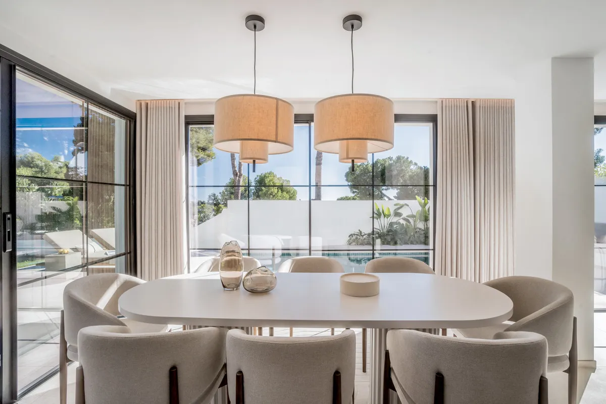 61b1cc0a-b83c-4e88-afb5-547d8ba40019