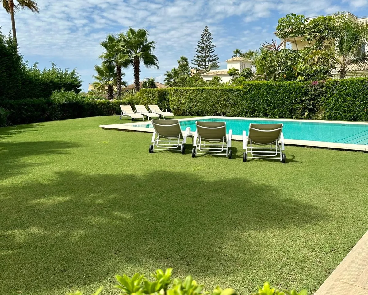 2bb5d856-ded3-444b-8b84-75c8a0340891