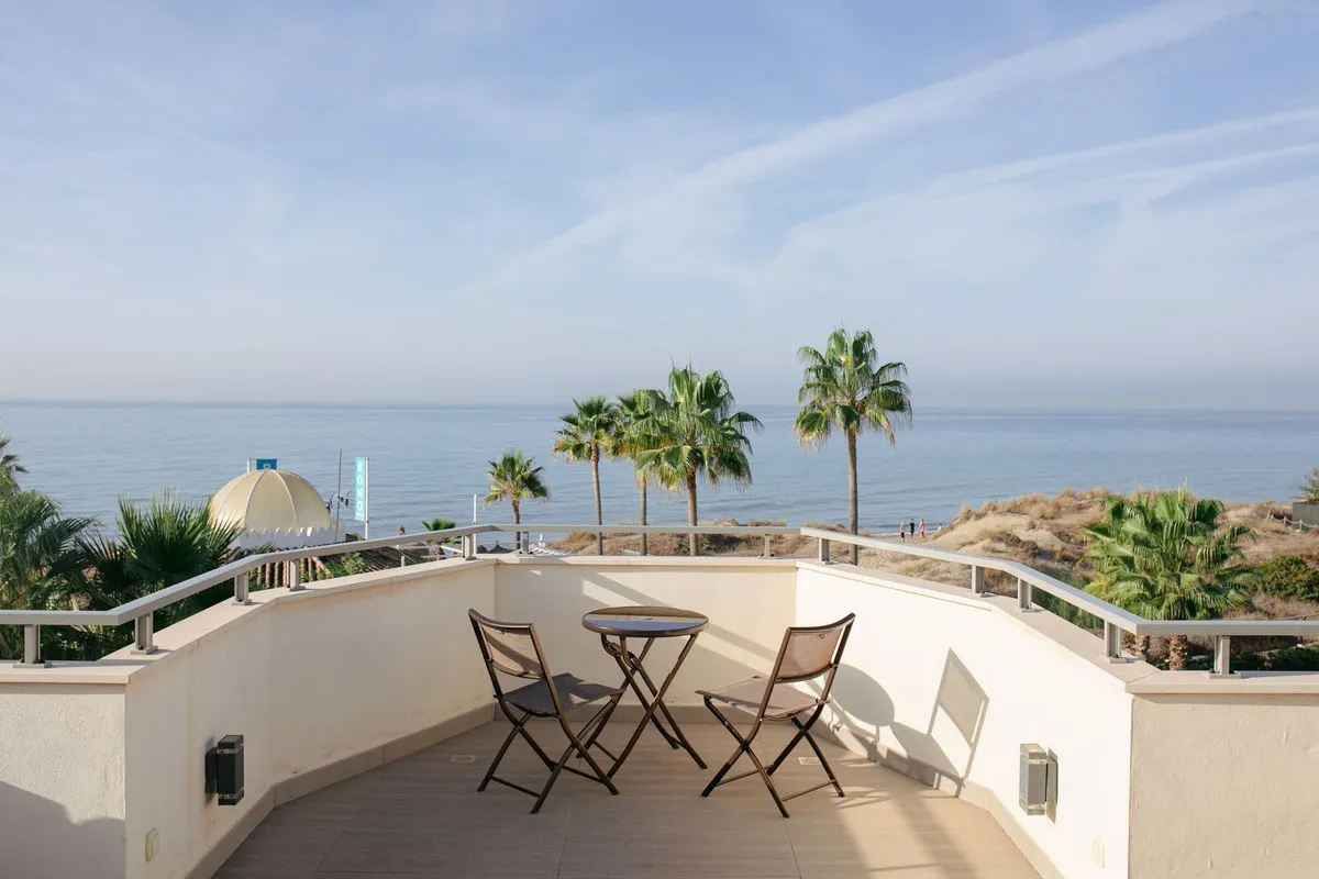 d41c75eb-3029-4a45-81e0-8e3fc2fc9a12