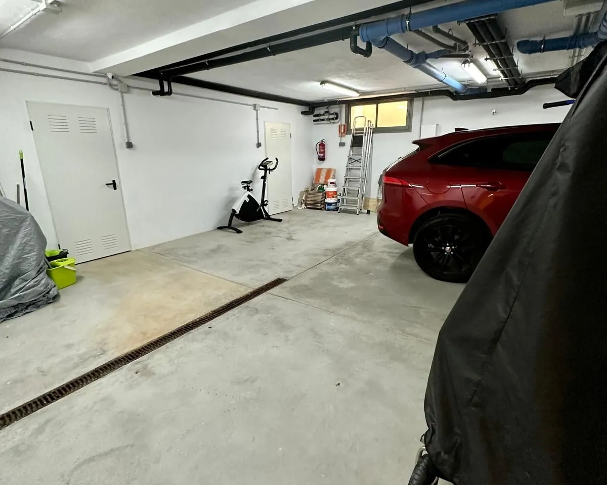 e7aa6a74-6fc4-4037-ad90-9c05e5072f81