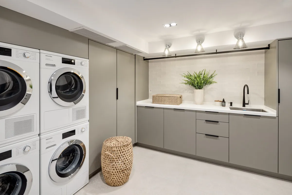 2dfff614-72c8-4a30-a29f-3882e8ac0b30