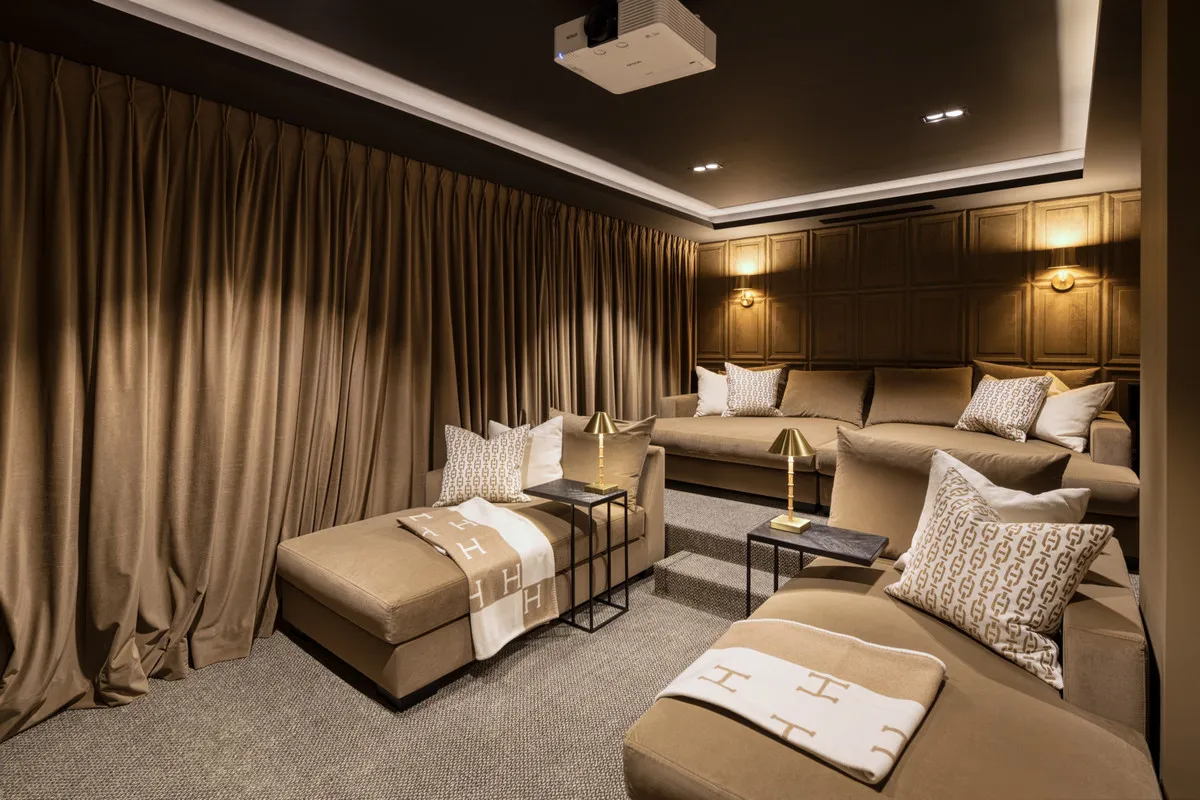 4abfe0f7-0068-414a-a785-25950049e748