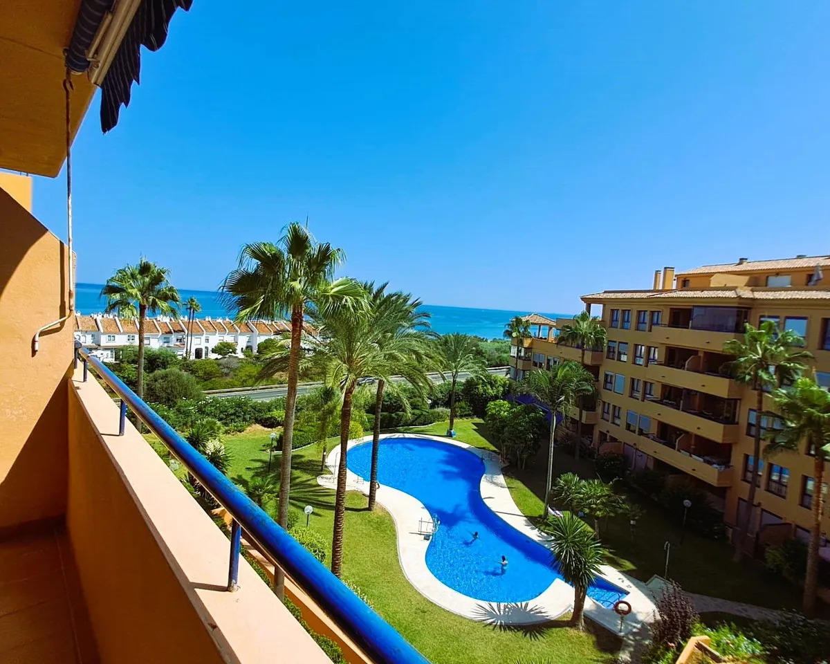 68a6bf9b-5b8d-441a-94cd-e8b6f7ee24c2