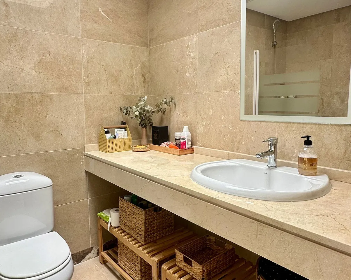 c9e0d47a-b252-48f0-a41a-42b28bae48fe