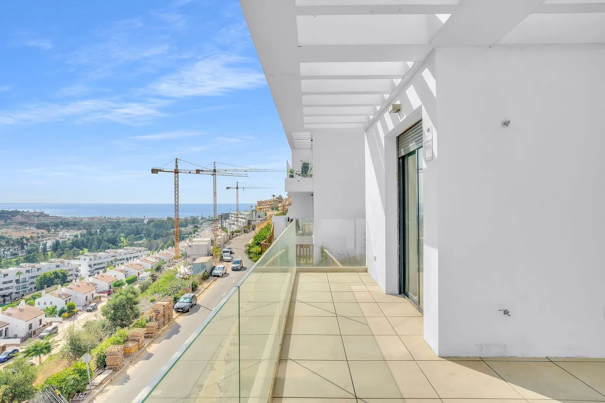 0a103a15-bd30-42f4-a105-2ecbf6d8b311