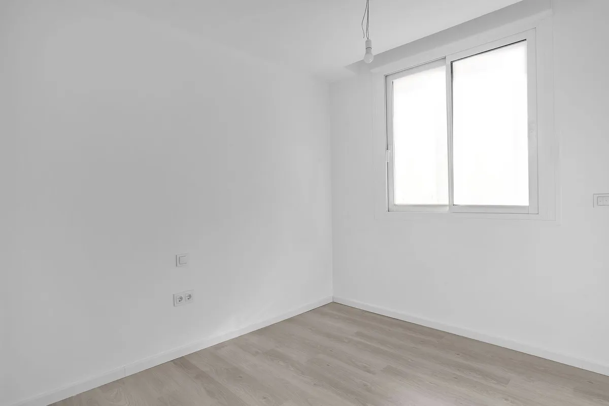 0c442f83-e57d-463f-98b6-1618e9d8d686