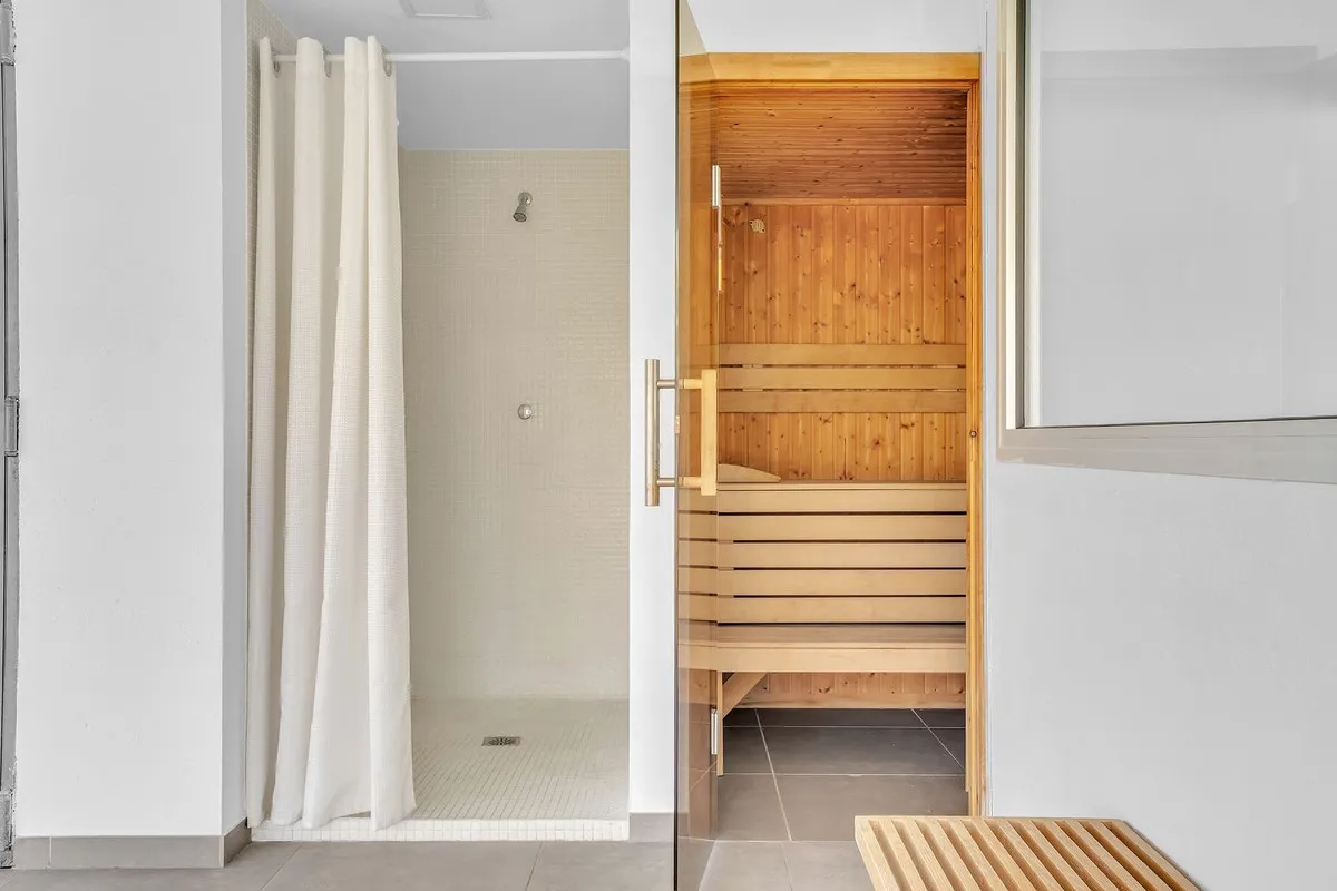 b1ac16ca-da66-48d4-9d28-e830238308b7