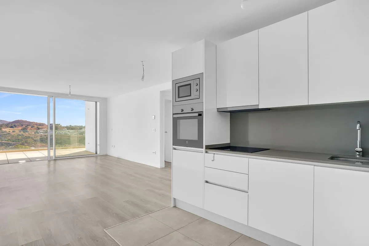 b25218b2-d1a2-4f79-a2bf-957a2ad3f8ec